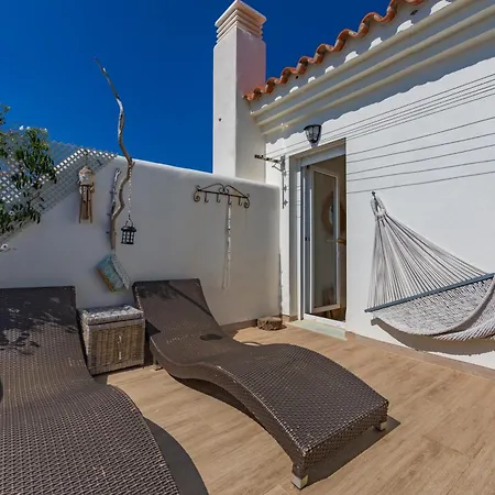 Lejlighed Terrace, Pool, Near & Office *